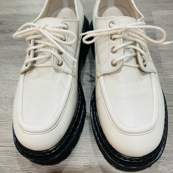 L’INTERVALLE LOAFER - Picture 1 of 7